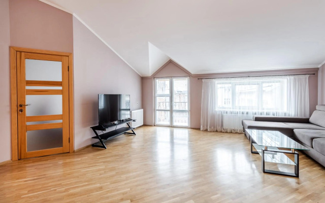 VIP 2 floors apartmens on MAIN SQUARE