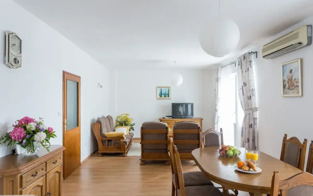Holiday Home Oleander Sea View