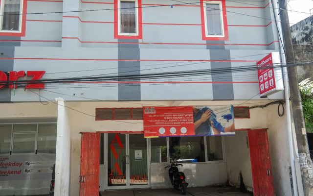 RedDoorz At Losari Area 3