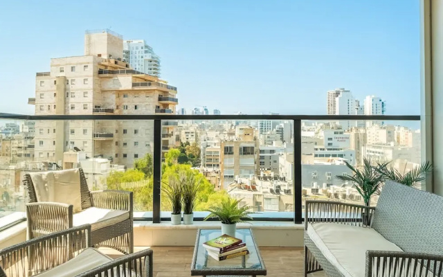 MAMAD - Sea Breeze Netanya Retreat by Sea N Rent