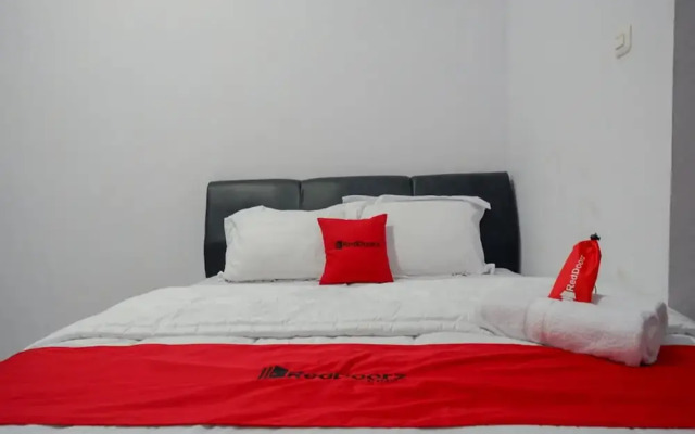 RedDoorz near Pasar Baru Mamuju