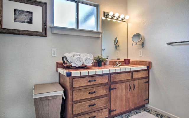 Tucson Foothills Private Estate w/ Mtn Views!