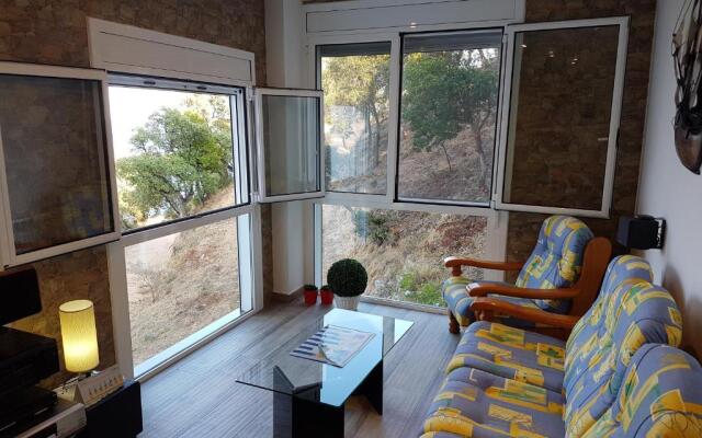 Salions Apartment