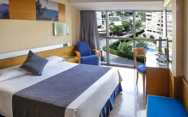 Отель Gran Bali