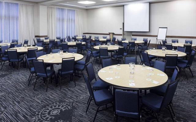 Courtyard by Marriott Richmond Downtown