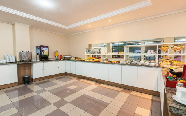 Hotel Letto Caxias