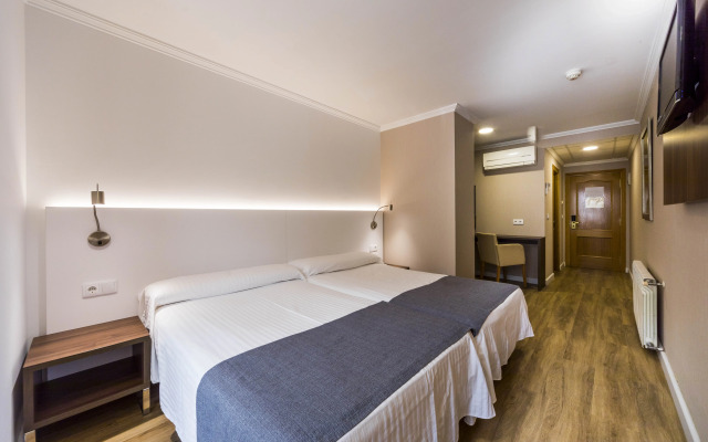 Rosaleda Del Mijares