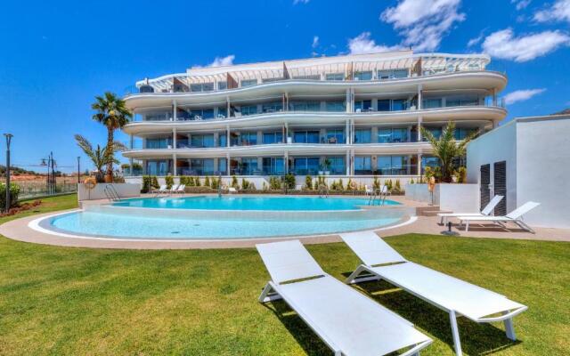 Lovely 3 bedroom apartment next to higueron area.