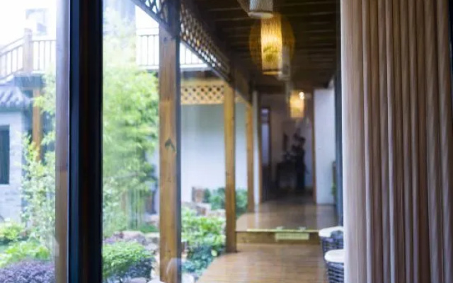 Wuxi Dayin Mountain Residence Garden Homestay – Balcony – Wuxi