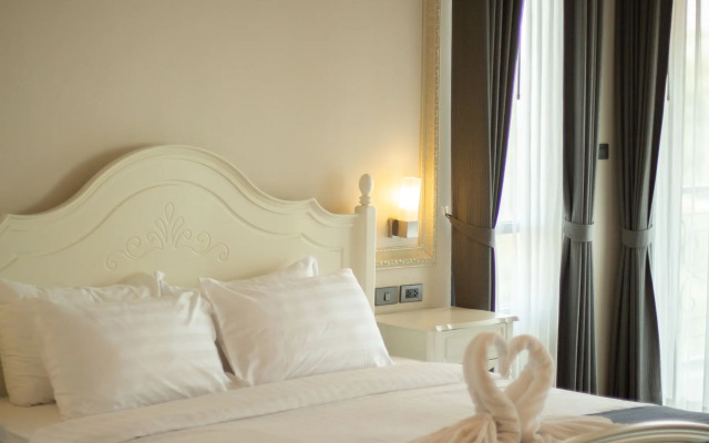 Rung Aroon Hotel By Le Siri
