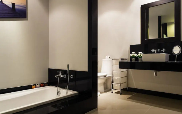 Comfortable 2br Pool Villa NaiHarn
