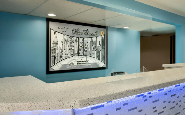 Super 8 by Wyndham Olive Branch