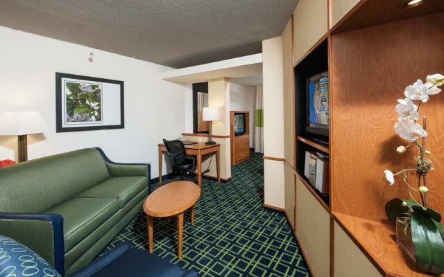 Fairfield Inn & Suites Brunswick Freeport