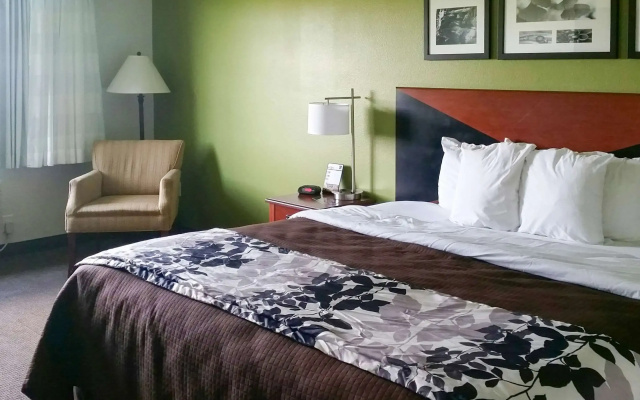 Sleep Inn & Suites Pleasant Hill - Des Moines
