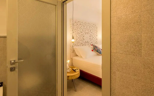 CasAunoE Boutique Hotel