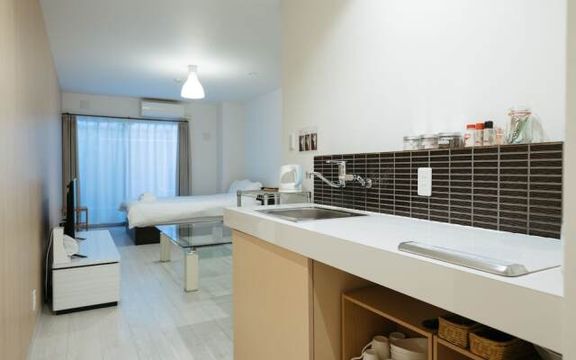 Shiki Residence Shijo Karasuma 1C