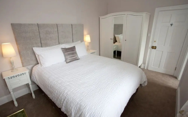 Arden House - Mackintosh Apartment