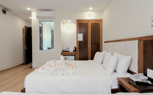 Dana Sailing Hotel – Guest Rooms – Da Nang