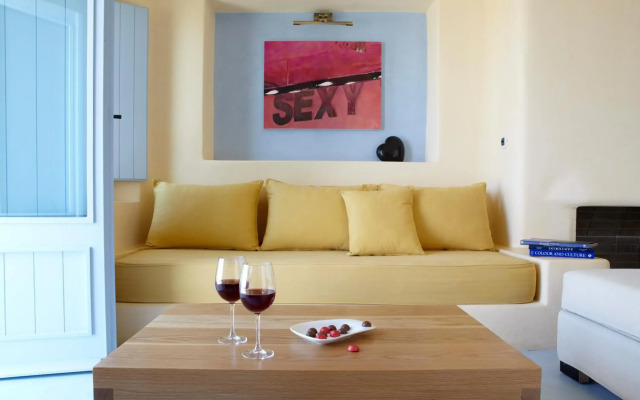 Voreina Gallery Suites