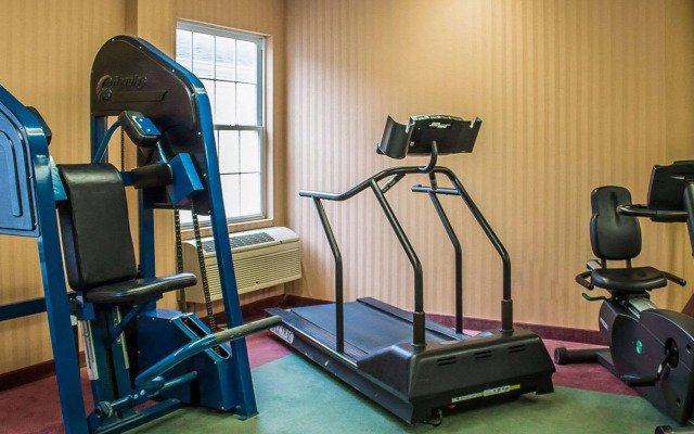Quality Inn & Suites Bellville - Mansfield