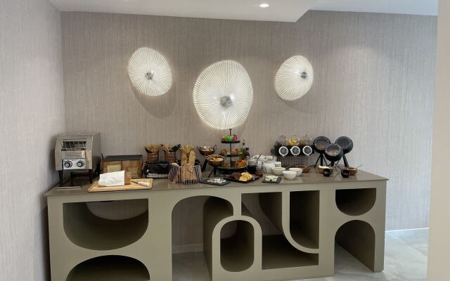 Ethereal White Resort Hotel & Spa
