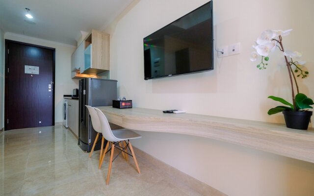 Stylish Studio Room Menteng Park Apartment