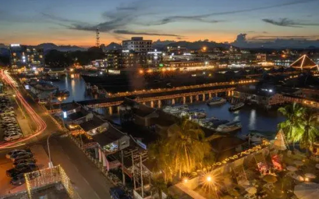 Lighthouse Hotel Semporna