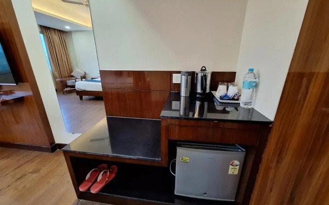 L N Hotels and Resorts