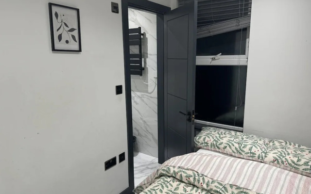 Impeccable 1-bed Studio in London