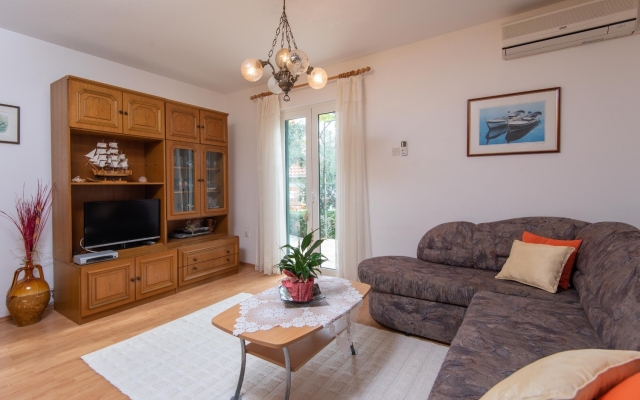 Holiday house Anita - with pool : Viganj, Peljesac peninsula