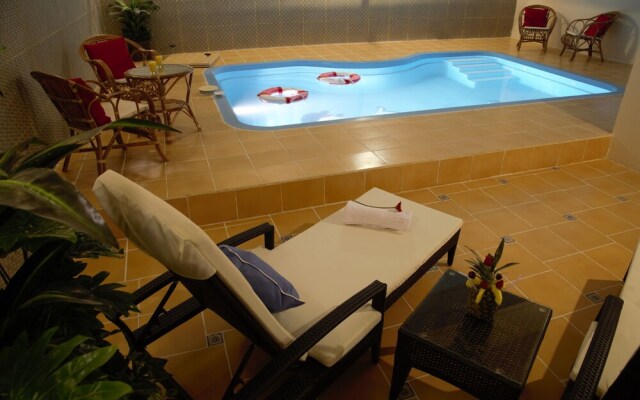 Land Beach Al Aqiq