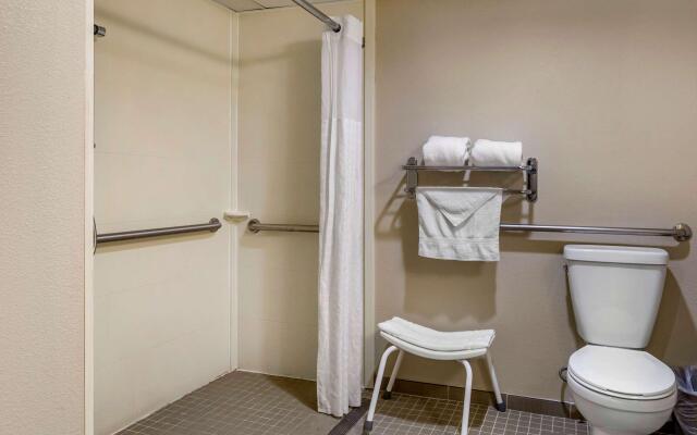 Comfort Inn Edison - New Brunswick