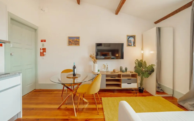 Downtown Suite G by Vacationy