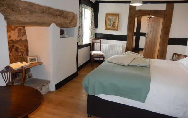 Lower Wythall B&B