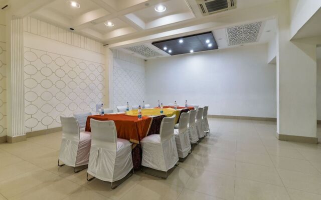 Capital O 3768 Hotel Atithi
