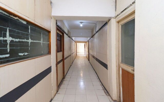 Oyo 28643 Sai Yatri Niwas