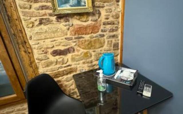 Ionia rooms