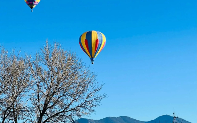 Taos Valley Lodge