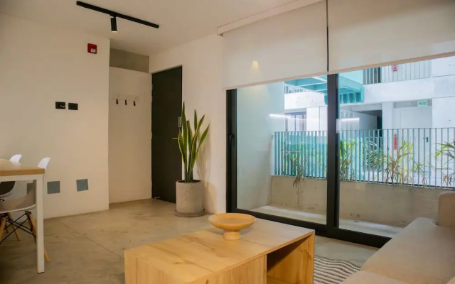 w Phenomenal 1BR w Balcony in Barranco