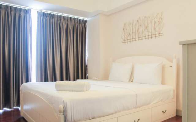 Comfortable 2BR Apartment at H Residence