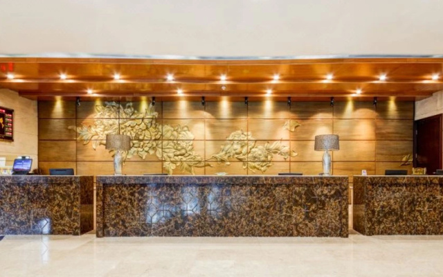 Yulong International – Lobby – Xi'an
