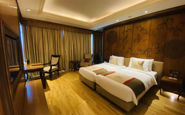Seven Seas Hotel