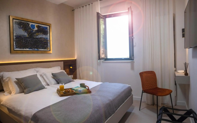 New & Luxury 5* with Breathtaking View- Kiki Lu Apartment