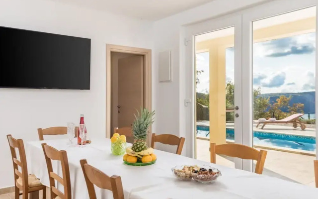 Wonderful Labin Villa With Private Pool and Sea Views