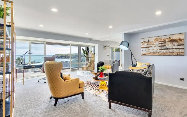 Magnificent Harbour View Villa in Orakei