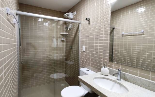 Areias do Mar | 2 Quartos, Vista Mar, Amplo com Varanda A206