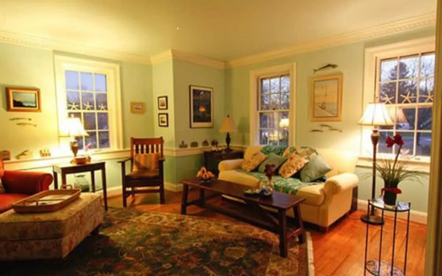 1750 Inn at Sandwich Center