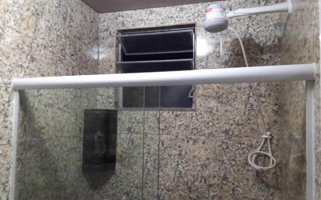 Hostel Falcão-Suites Privativas com Ar Condicionado