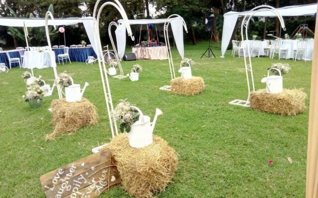 Jumuia Conference and Country Home