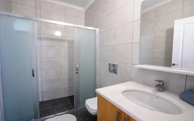 Limon Homes Dublex Daily Weekly Rentals